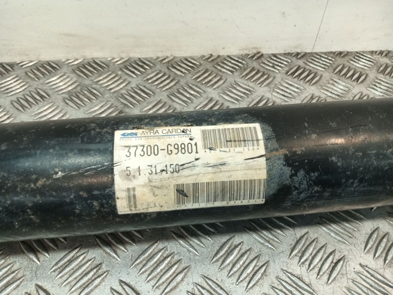 Recambio de transmision central trasera para nissan patrol pick up 2.8 pyg260fq rd28 referencia OEM IAM 37300G9801  