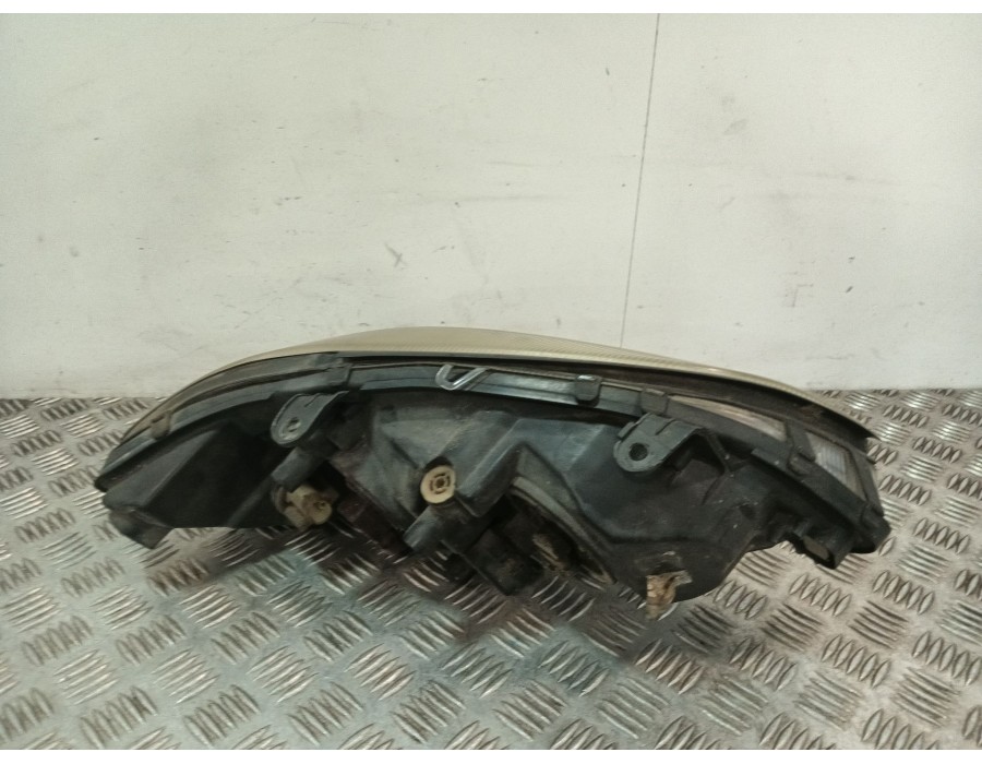 Recambio de faro izquierdo para opel zafira a monospace (t98) 2.0 dti 16v (f75) referencia OEM IAM 90582021  