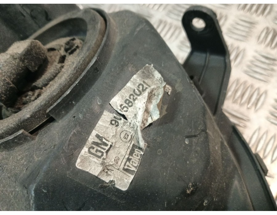 Recambio de faro izquierdo para opel zafira a monospace (t98) 2.0 dti 16v (f75) referencia OEM IAM 90582021  