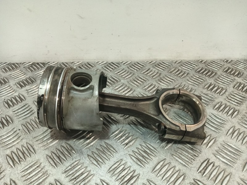 Recambio de biela para nissan trade 100 referencia OEM IAM   