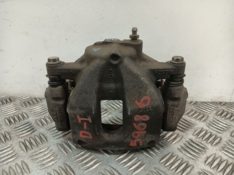 Recambio de pinza freno delantera izquierda para toyota auris (_e15_) 1.6 (zre151_) referencia OEM IAM 4775002341  