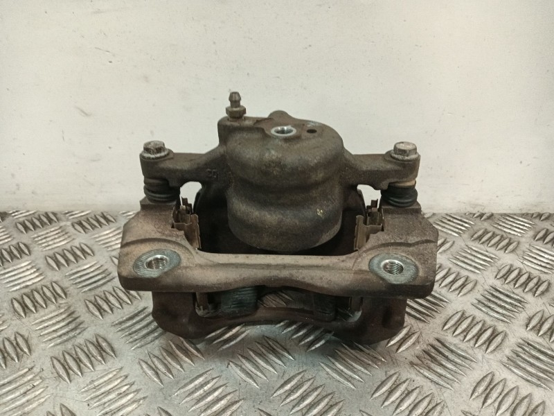 Recambio de pinza freno delantera izquierda para toyota auris (_e15_) 1.6 (zre151_) referencia OEM IAM 4775002341  