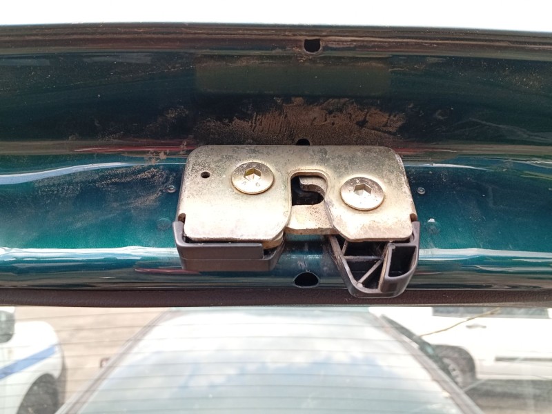 Recambio de cerradura maletero / porton para volkswagen golf iii (1h1) 1.9 tdi referencia OEM IAM 1H6827505B  