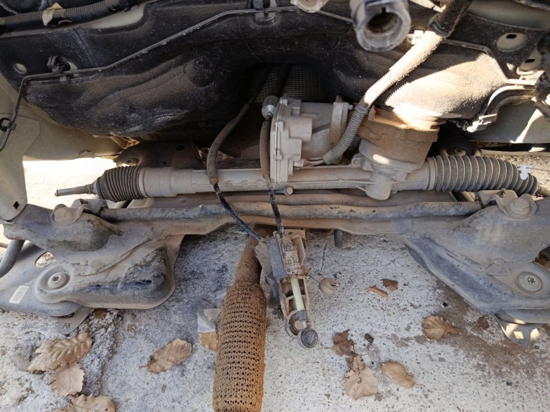 Recambio de puente delantero para citroën c3 referencia OEM IAM 9804208180  