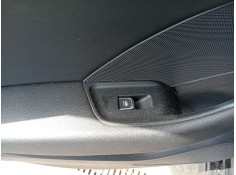 Recambio de mando elevalunas trasero izquierdo para audi a3 sportback (8va, 8vf) 2.0 tdi referencia OEM IAM 8V0959855C  