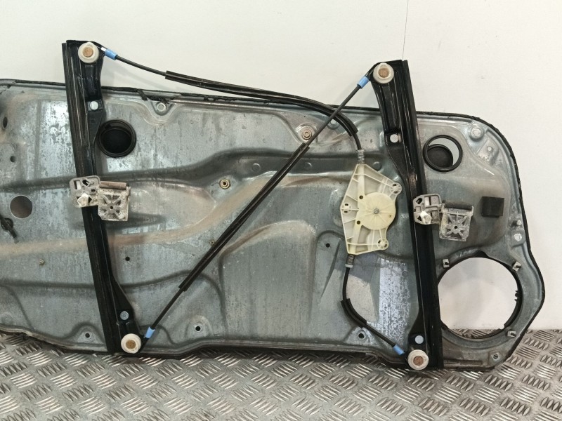 Recambio de elevalunas delantero derecho para volkswagen golf iv (1j1) 1.9 tdi referencia OEM IAM 1J3837730AE  