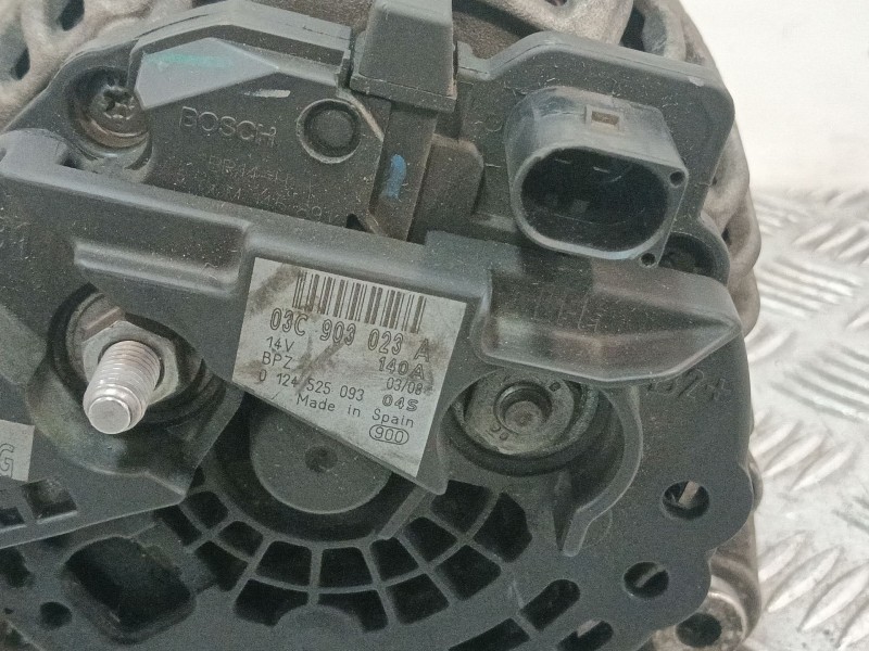 Recambio de alternador para volkswagen eos (1f7, 1f8) 1.4 tsi referencia OEM IAM 03C903023A  