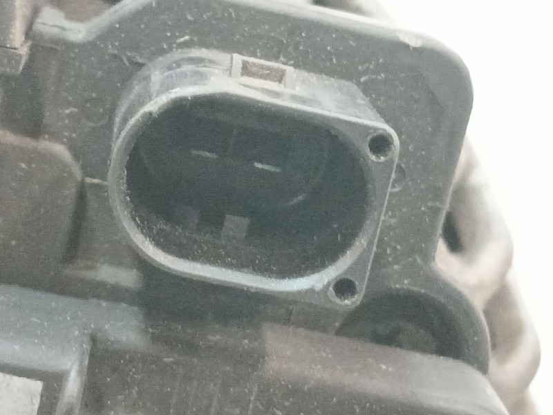 Recambio de alternador para volkswagen eos (1f7, 1f8) 1.4 tsi referencia OEM IAM 03C903023A  