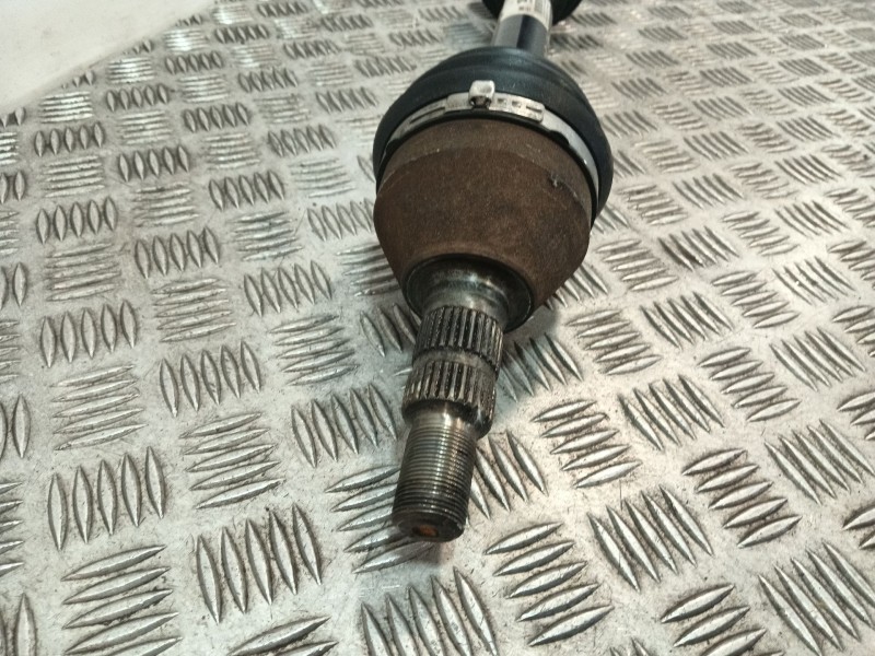 Recambio de transmision delantera derecha para opel astra h gtc (a04) 1.9 cdti (l08) referencia OEM IAM 13124680  