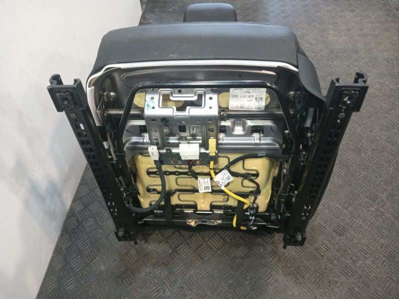 Recambio de asiento delantero izquierdo para kia xceed (cd) 1.5 t-gdi mhev referencia OEM IAM 34544377  