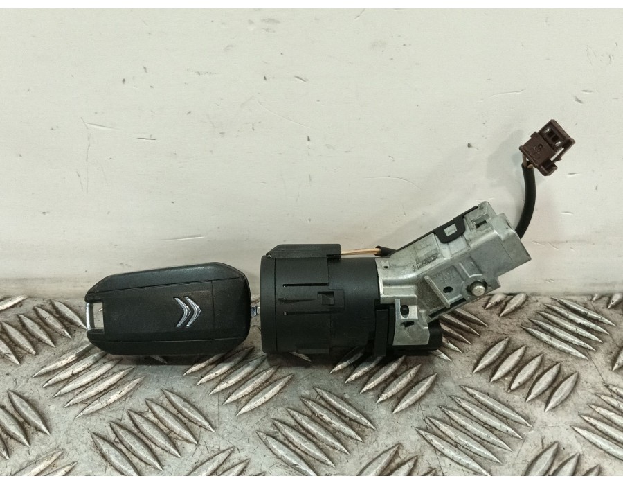 Recambio de conmutador de arranque para citroën c4 cactus 1.2 vti 82 referencia OEM IAM 9663123380  