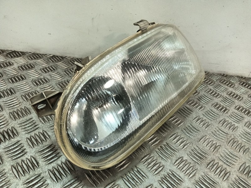Recambio de faro izquierdo para volkswagen golf iii (1h1) 1.9 tdi referencia OEM IAM 1H6941017AN 205018B 