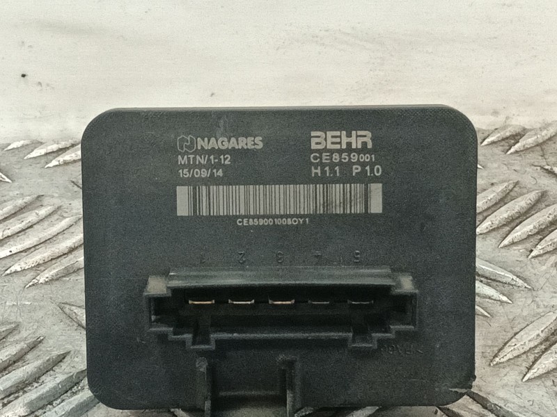 Recambio de resistencia calefaccion para citroën c4 cactus 1.2 vti 82 referencia OEM IAM CE859001  