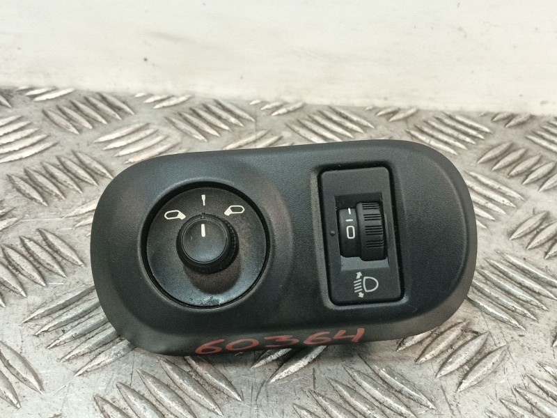 Recambio de mando retrovisor para citroën c4 cactus 1.2 vti 82 referencia OEM IAM 9800177977  