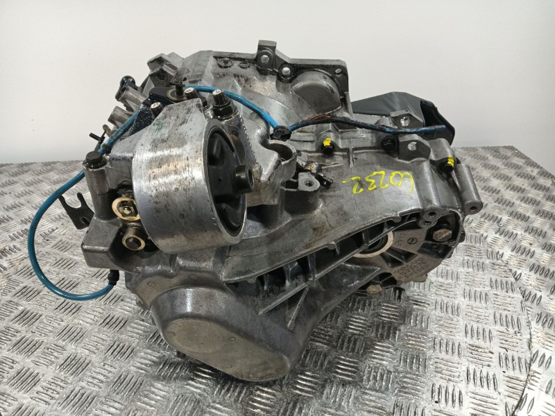 Recambio de caja cambios para volvo v40 station wagon (645) 1.9 di referencia OEM IAM F9Q274  