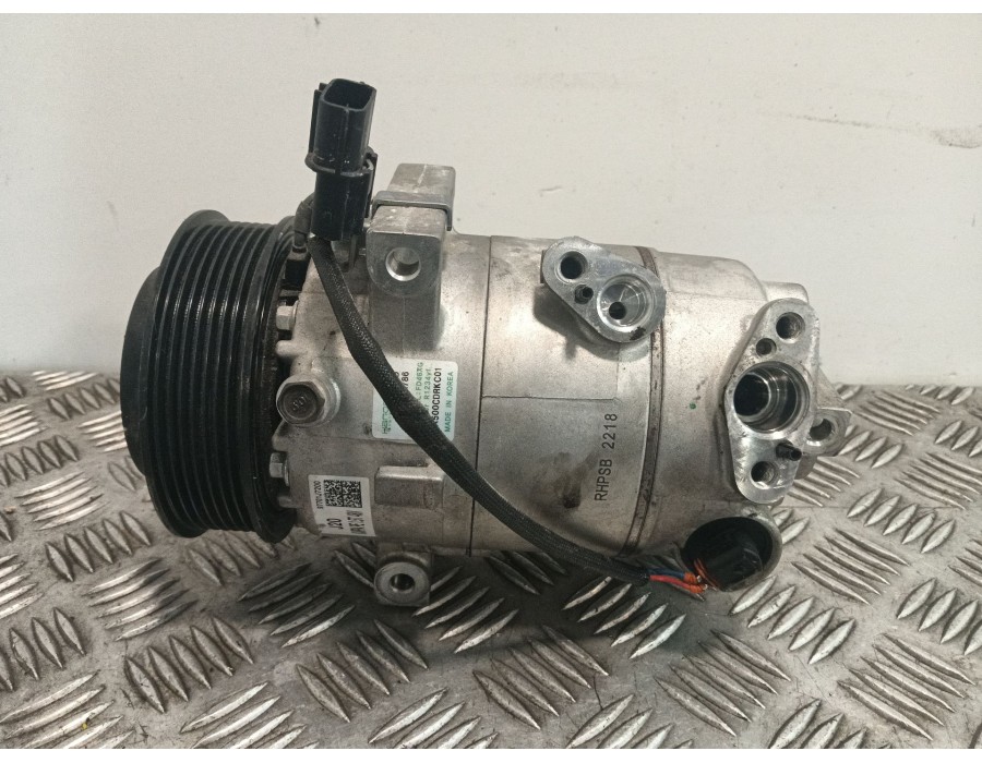 Recambio de compresor aire acondicionado para kia xceed (cd) 1.5 t-gdi mhev referencia OEM IAM 97701J7200  