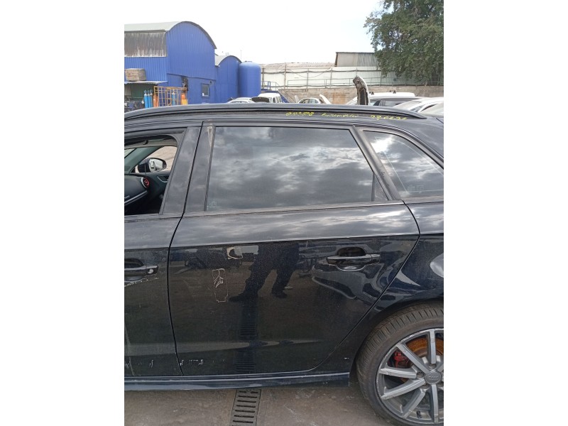 Recambio de puerta trasera izquierda para audi a3 sportback (8va, 8vf) 2.0 tdi referencia OEM IAM 8V4833051E  