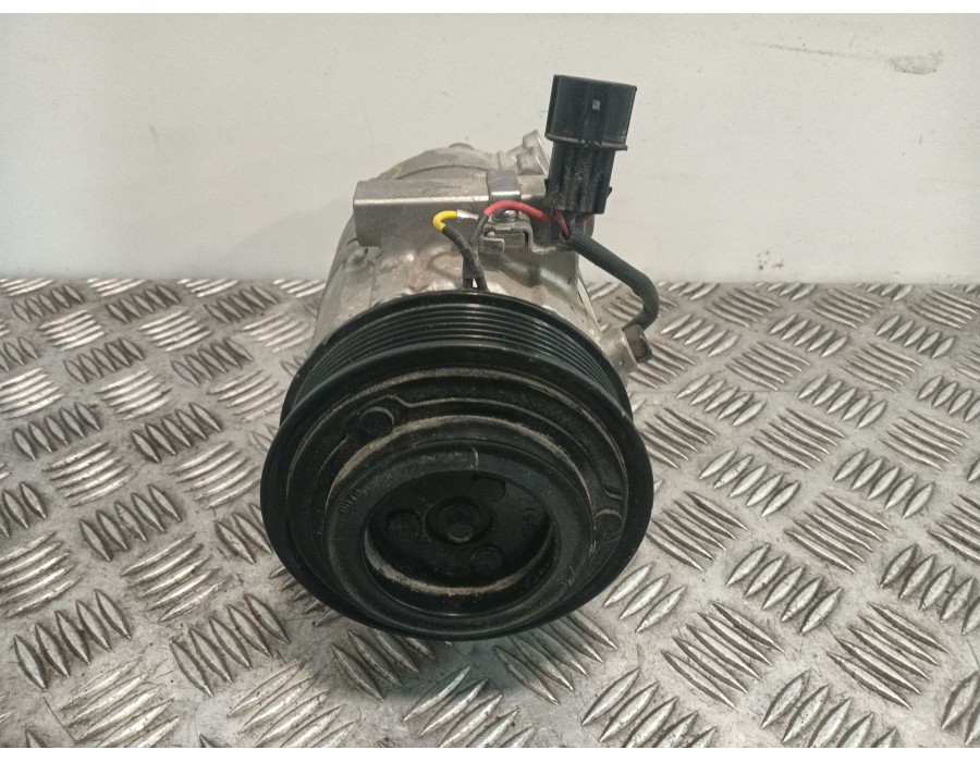 Recambio de compresor aire acondicionado para kia xceed (cd) 1.5 t-gdi mhev referencia OEM IAM 97701J7200  