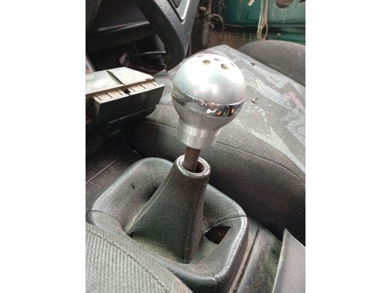 Recambio de palanca cambio para volkswagen golf iii (1h1) 1.9 tdi referencia OEM IAM 1H0711116  