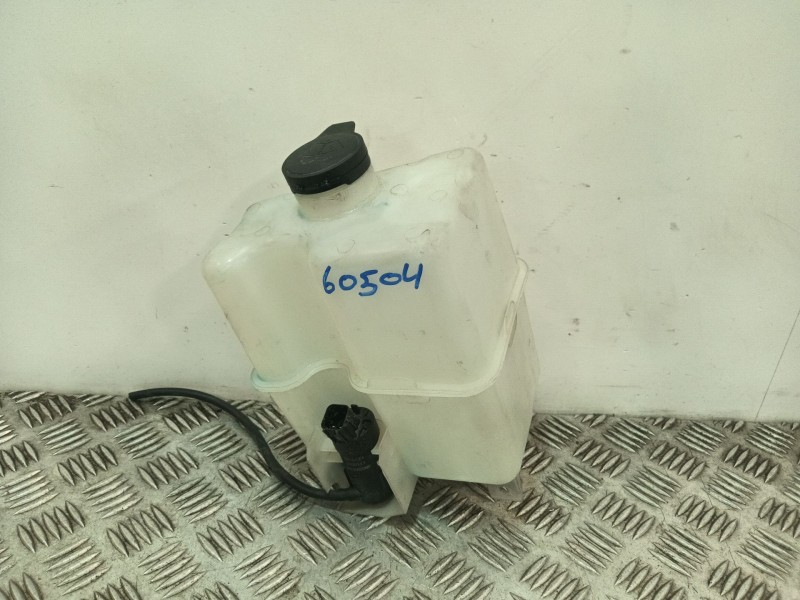 Recambio de deposito limpia para maxus edeliver 3 furgoneta electric referencia OEM IAM   