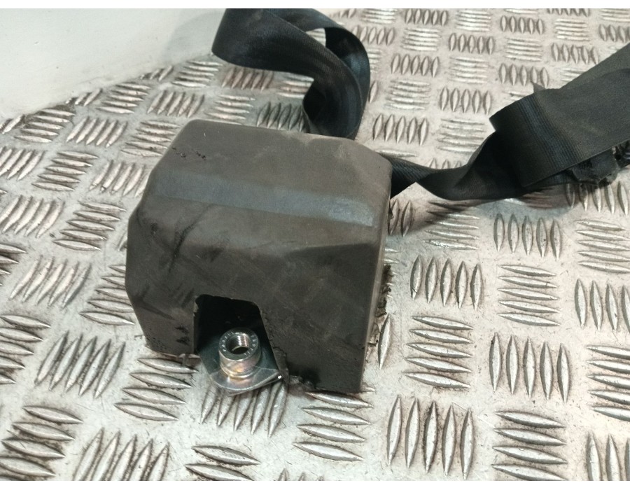 Recambio de cinturon seguridad trasero izquierdo para seat ibiza iv (6j5, 6p1) 1.4 tdi referencia OEM IAM 193857737A  