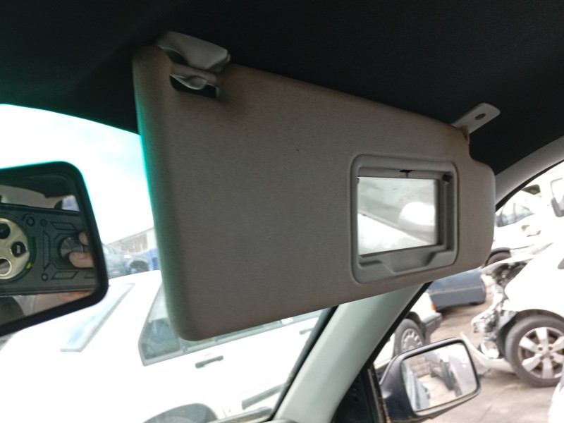 Recambio de parasol derecho para volkswagen golf iii (1h1) 1.9 tdi referencia OEM IAM 1H0857552GE47  