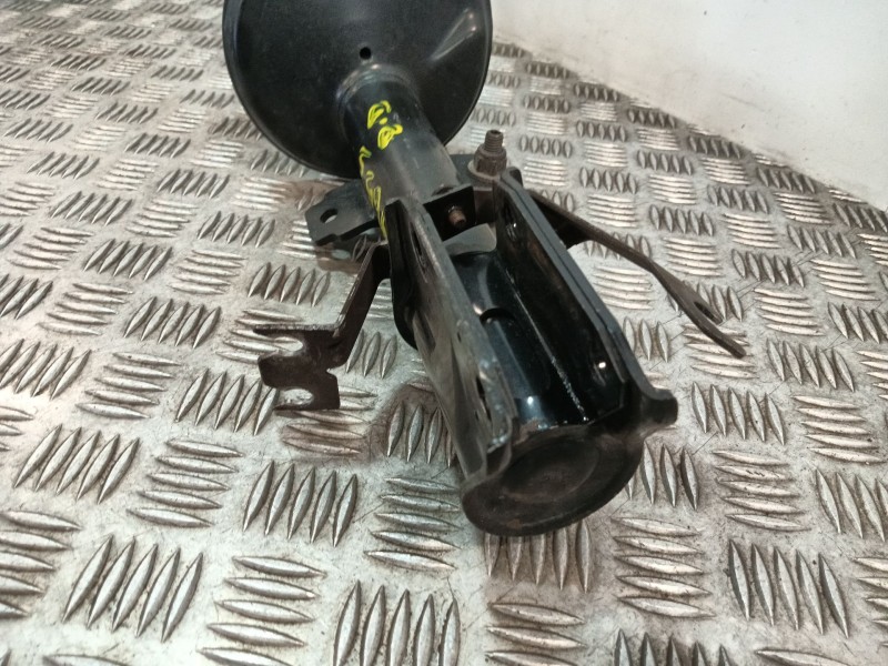 Recambio de amortiguador delantero derecho para dacia duster (hs_) 1.5 dci referencia OEM IAM 543026656R  