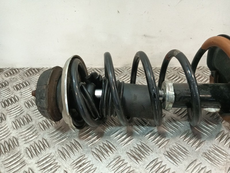 Recambio de amortiguador delantero izquierdo para dacia duster (hs_) 1.5 dci referencia OEM IAM 543026656R  
