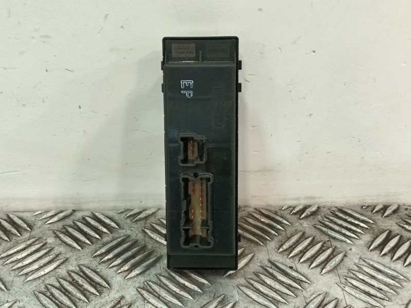 Recambio de mando elevalunas delantero izquierdo para nissan juke (f16_) 1.6 hybrid referencia OEM IAM 254016PA1A  