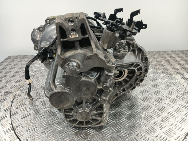 Recambio de caja cambios para kia carens iv 1.7 crdi referencia OEM IAM SD63J0  