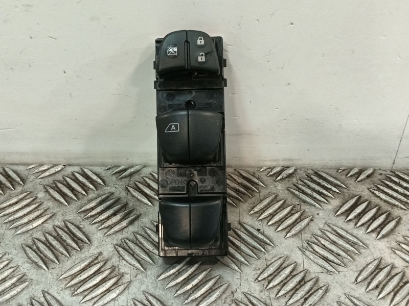Recambio de mando elevalunas delantero izquierdo para nissan juke (f16_) 1.6 hybrid referencia OEM IAM 254016PA1A  