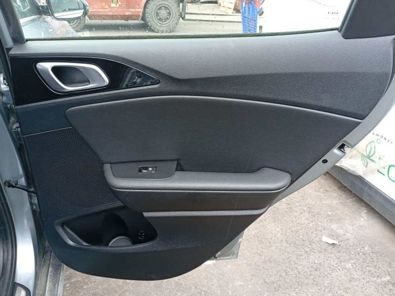 Recambio de elevalunas trasero derecho para kia xceed (cd) 1.5 t-gdi mhev referencia OEM IAM 83481J7300  