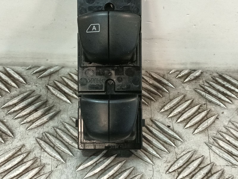 Recambio de mando elevalunas delantero izquierdo para nissan juke (f16_) 1.6 hybrid referencia OEM IAM 254016PA1A  