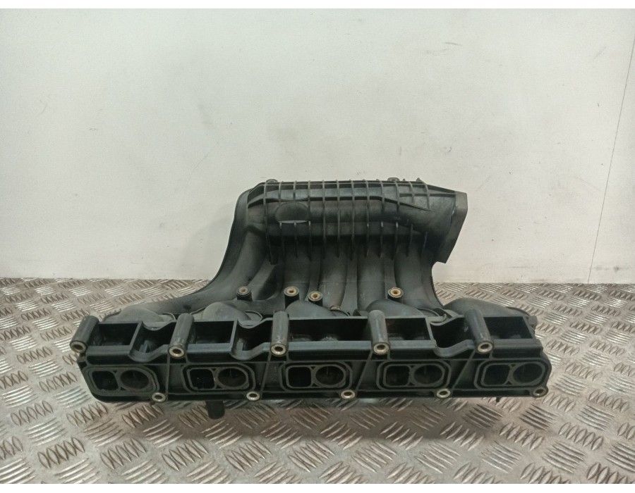 Recambio de colector admision para mercedes-benz clase m (w163) 270 cdi (163.113) referencia OEM IAM A61209037  