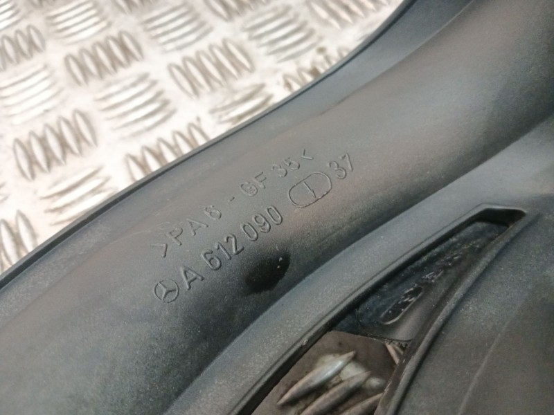 Recambio de colector admision para mercedes-benz clase m (w163) 270 cdi (163.113) referencia OEM IAM A61209037  