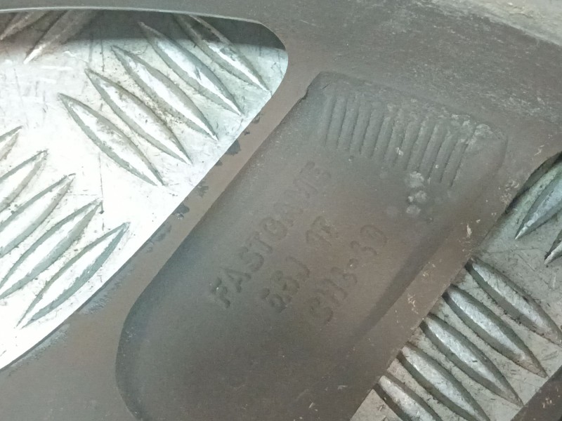 Recambio de llanta para renault captur i (j5_, h5_) 1.5 dci 90 referencia OEM IAM 403008829R  