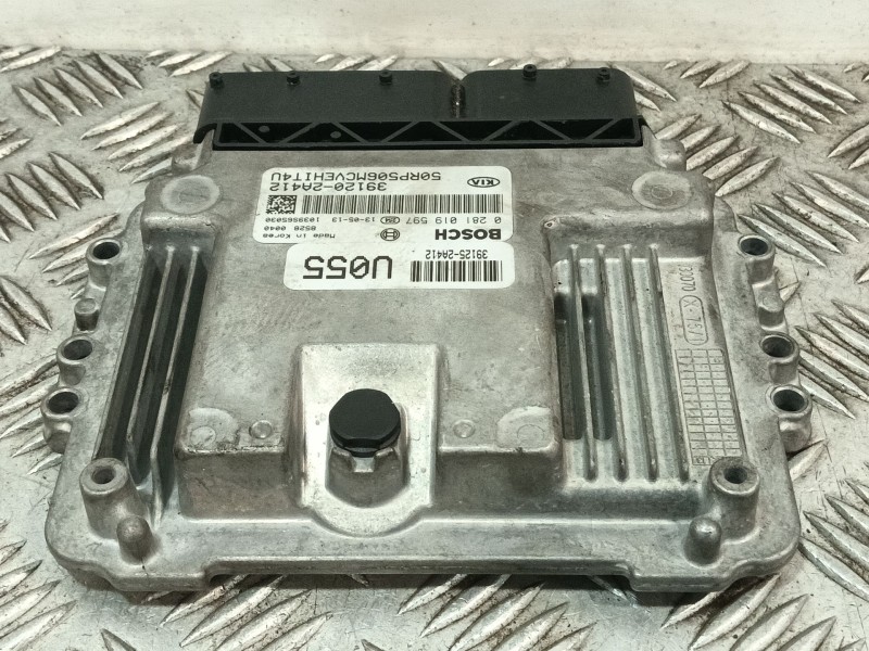 Recambio de centralita motor uce para kia carens iv 1.7 crdi referencia OEM IAM 391202A412 391252A412 0281019597