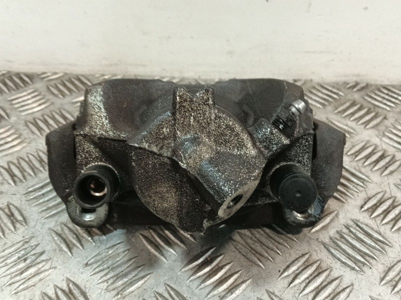 Recambio de pinza freno delantera derecha para dacia duster (hs_) 1.5 dci referencia OEM IAM 410018218R  