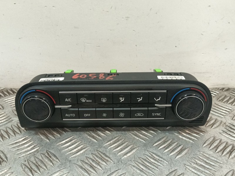 Recambio de mando climatizador para kia xceed (cd) 1.5 t-gdi mhev referencia OEM IAM EC200CDREA 97250J7210 