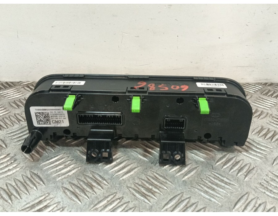 Recambio de mando climatizador para kia xceed (cd) 1.5 t-gdi mhev referencia OEM IAM EC200CDREA 97250J7210 