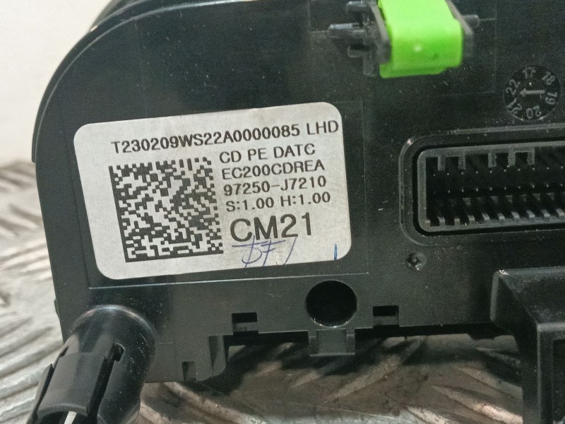 Recambio de mando climatizador para kia xceed (cd) 1.5 t-gdi mhev referencia OEM IAM EC200CDREA 97250J7210 