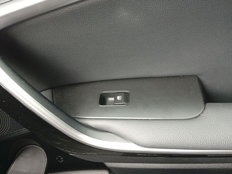 Recambio de mando elevalunas delantero derecho para kia xceed (cd) 1.5 t-gdi mhev referencia OEM IAM 93581J7050  