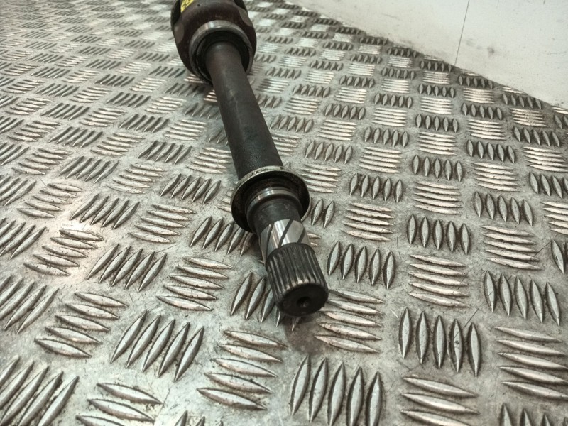 Recambio de transmision delantera derecha para dacia duster (hs_) 1.5 dci referencia OEM IAM 8201505574  