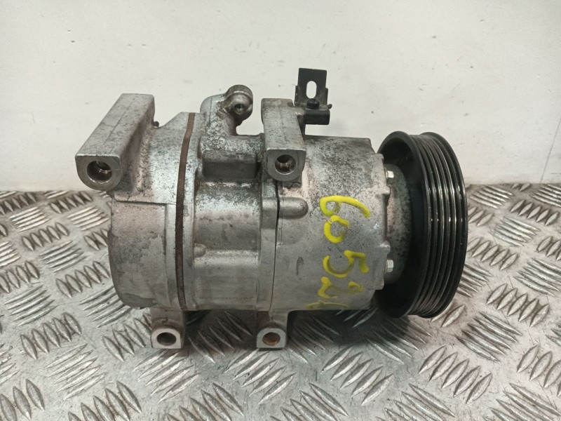 Recambio de condensador aire acondicionado para kia carens iv 1.7 crdi referencia OEM IAM F500PNBCA07  