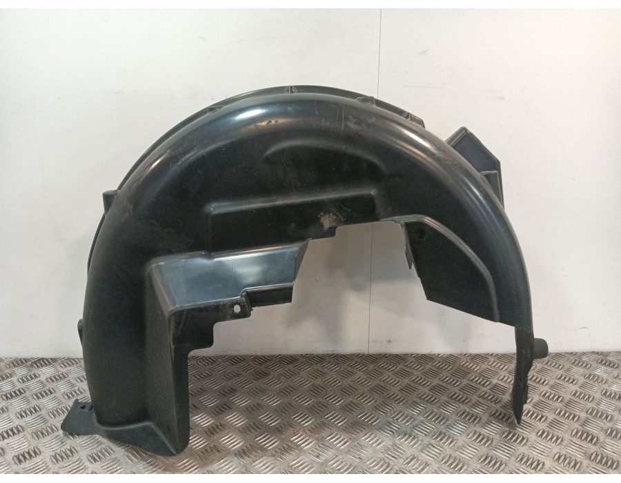 Recambio de paso de rueda trasero derecho para jaguar xe (x760) 2.0 d referencia OEM IAM T4N26840 MOU021944 