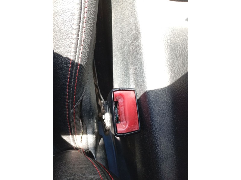 Recambio de enganche cinturon delantero izquierdo para ford s-max (wa6) 2.2 tdci referencia OEM IAM   