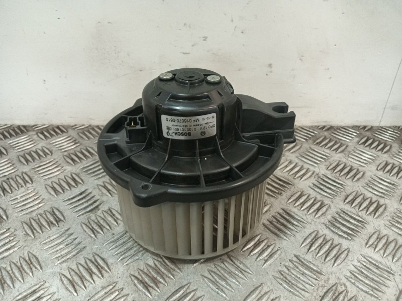 Recambio de motor calefaccion para toyota corolla verso (r1) referencia OEM IAM 0130101601 0160700610 