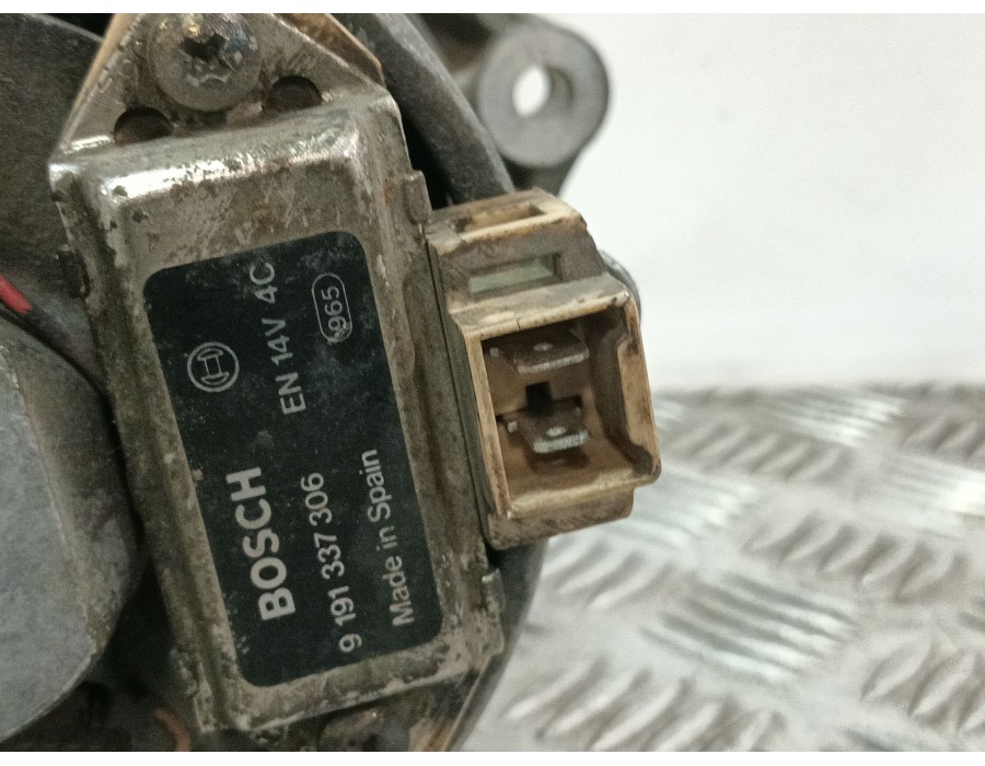 Recambio de alternador para renault express furgoneta/monovolumen (f40_, g40_) 1.4 (f402) referencia OEM IAM 9120144267 91913373