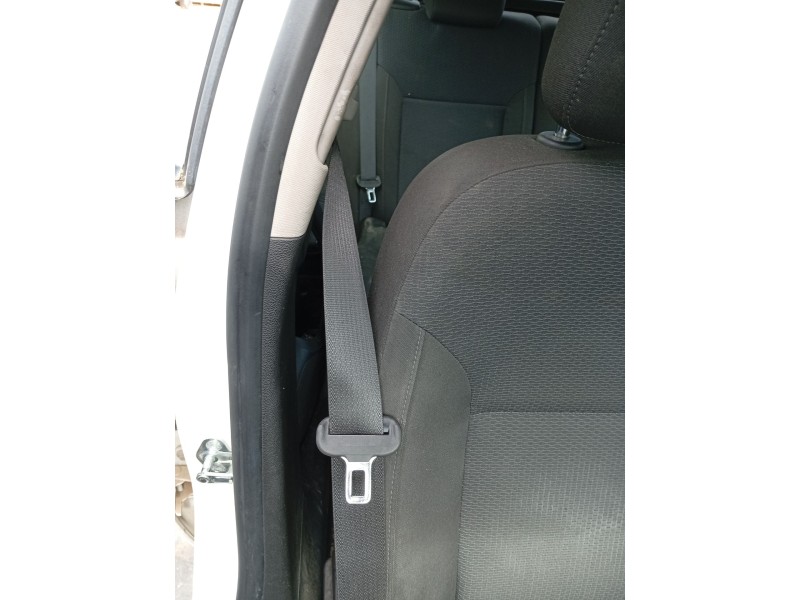 Recambio de cinturon seguridad delantero derecho para opel insignia a (g09) 2.0 cdti (68) referencia OEM IAM 84025371  