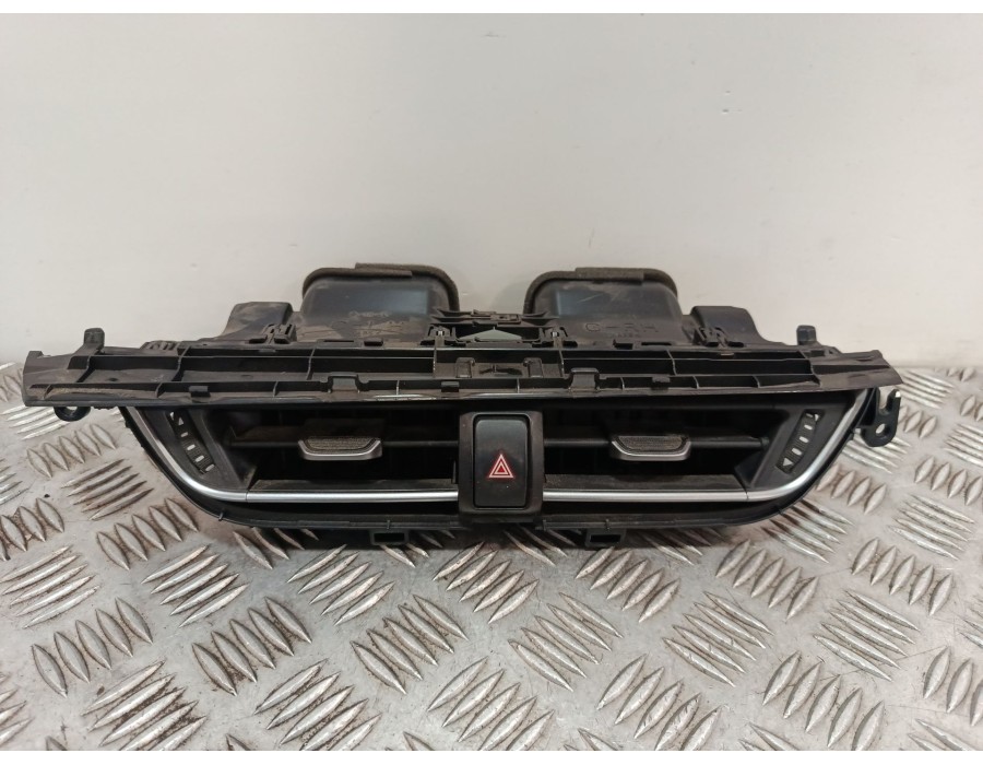 Recambio de rejilla aireadora para toyota c-hr (_x1_) 1.8 hybrid (zyx10_, zyx11_) referencia OEM IAM 55670F4010  